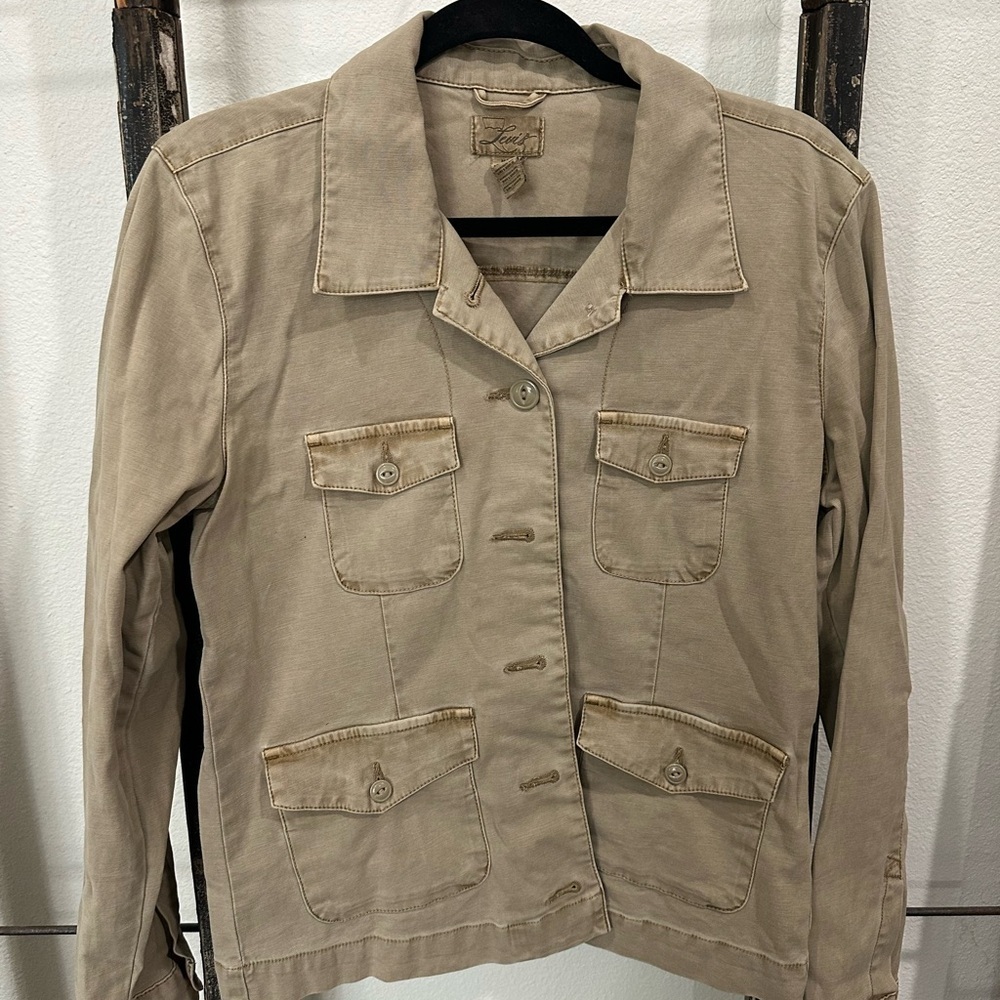 Women's Levi Shit/Jacket Sz M